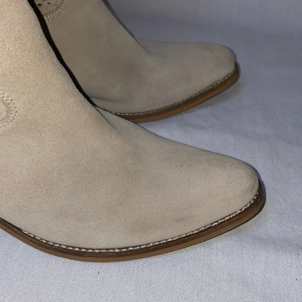 BCBGeneration Perforated Heeled Boots - Picture 10 of 13